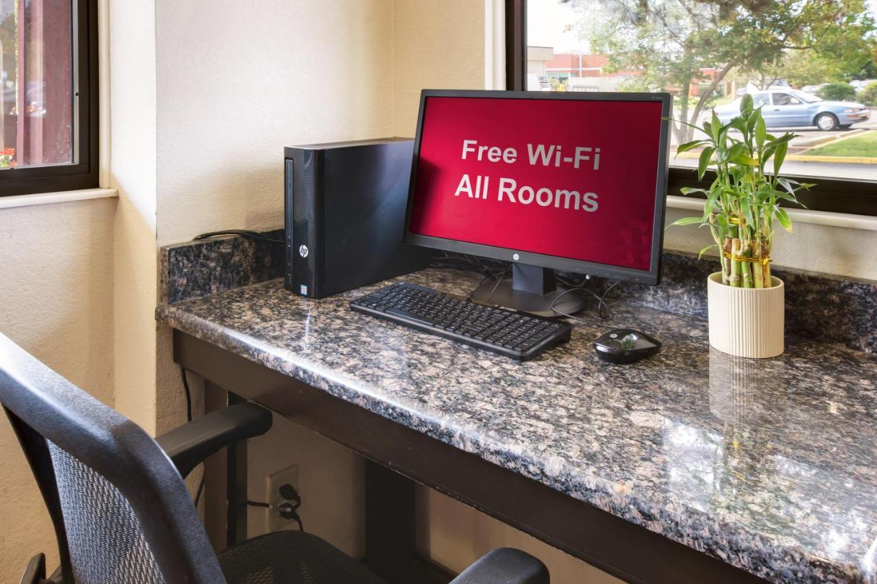 Red Roof Inn Grand Rapids Airport Cascade Ngoại thất bức ảnh